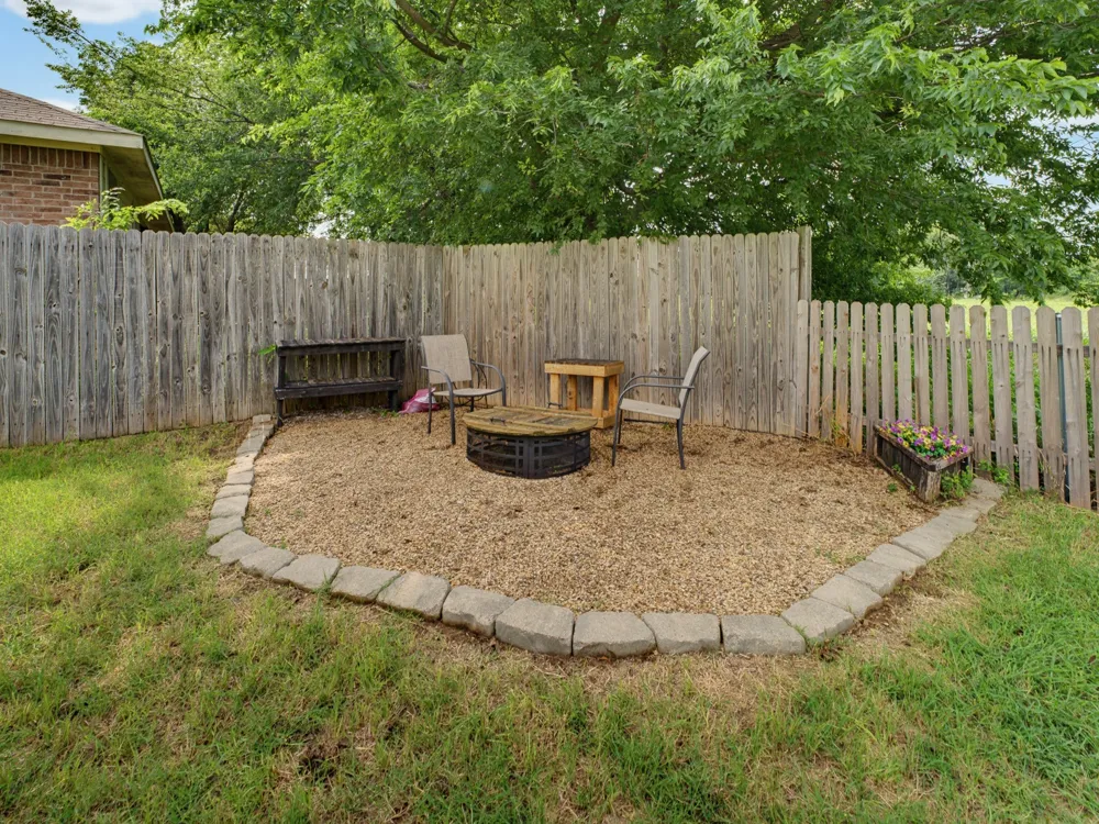 600 Stirling Road Rhome, TX 76078