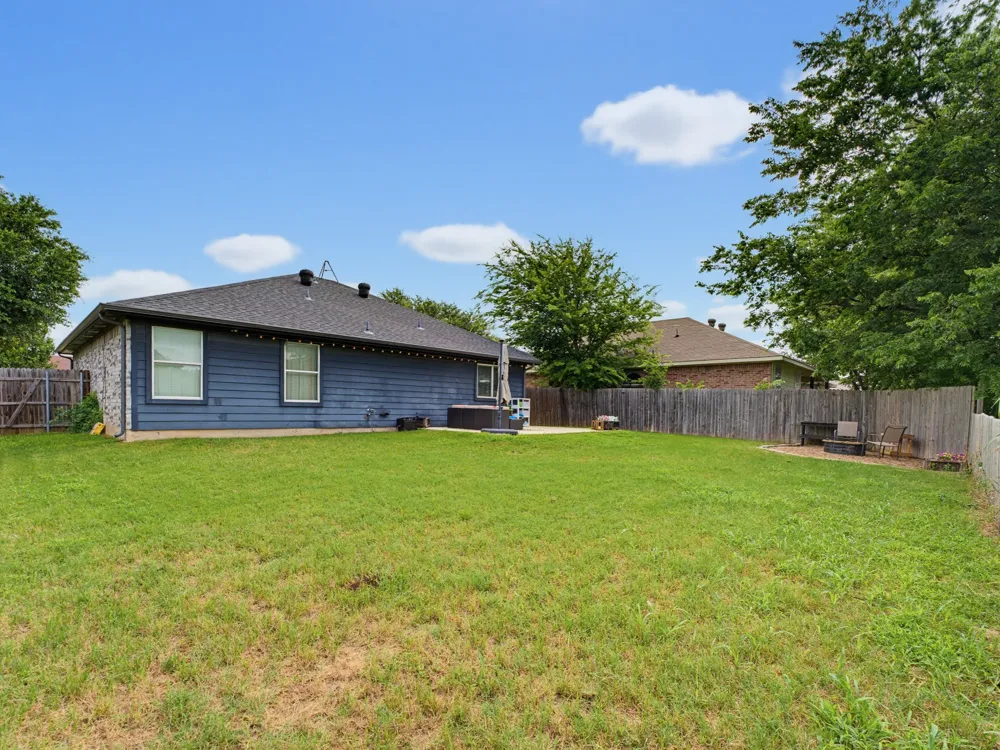 600 Stirling Road Rhome, TX 76078
