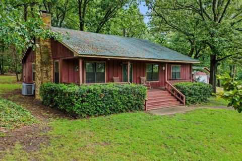 8659 Farm Road 115
