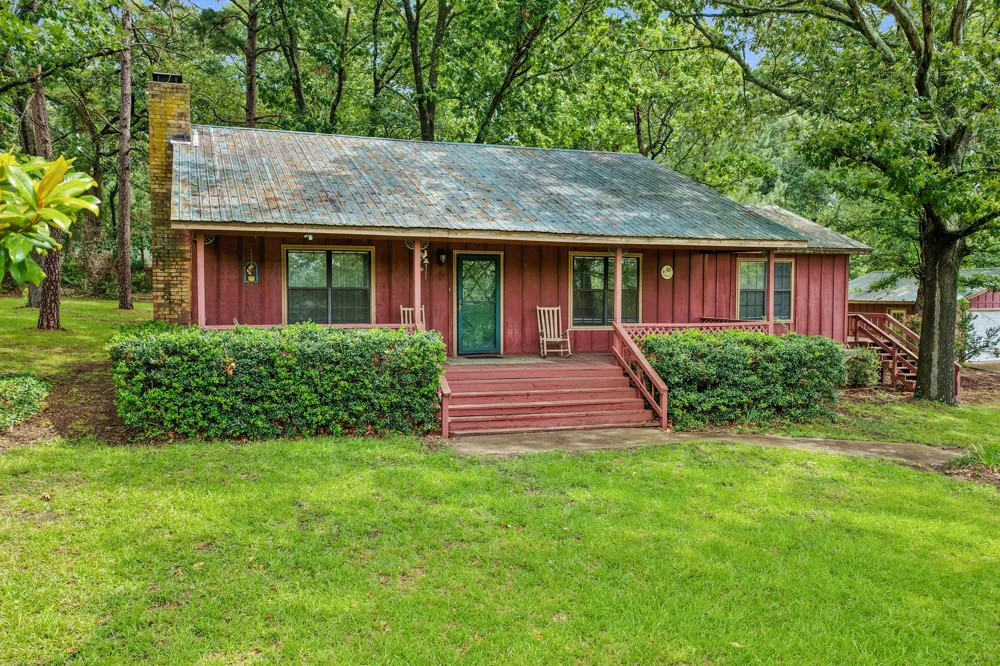 8659 Farm Road 115 Scroggins, TX 75480