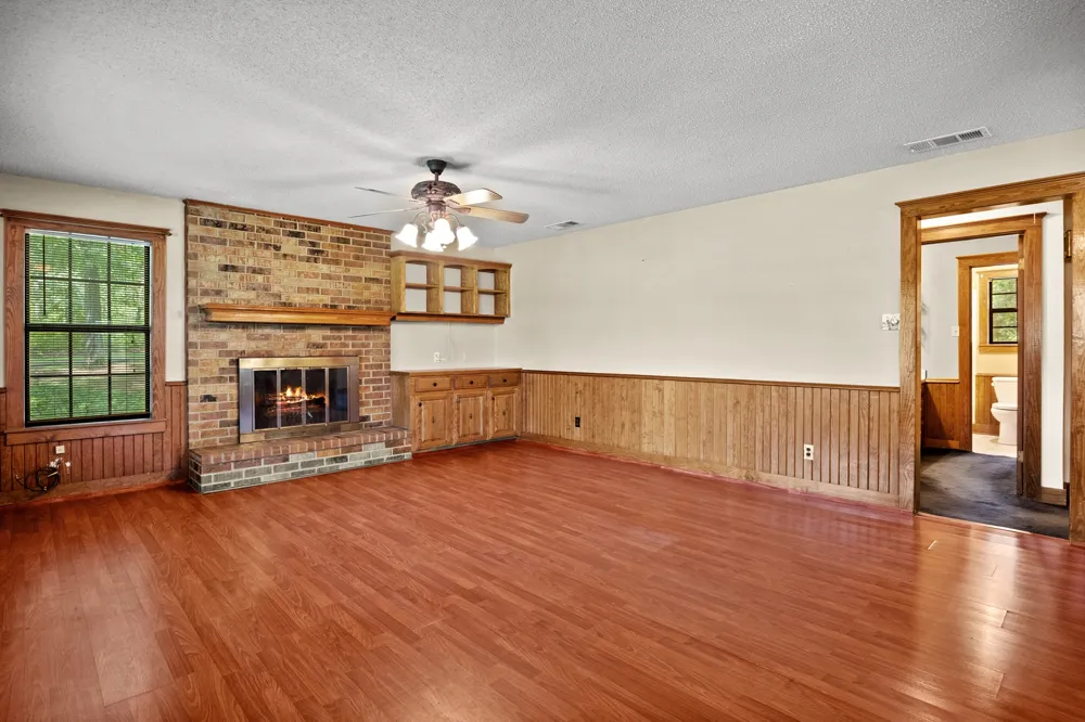 8659 Farm Road 115 Scroggins, TX 75480
