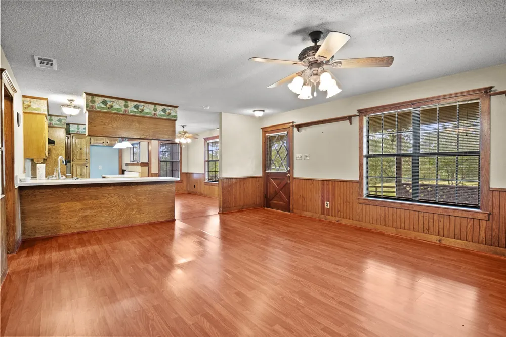 8659 Farm Road 115 Scroggins, TX 75480