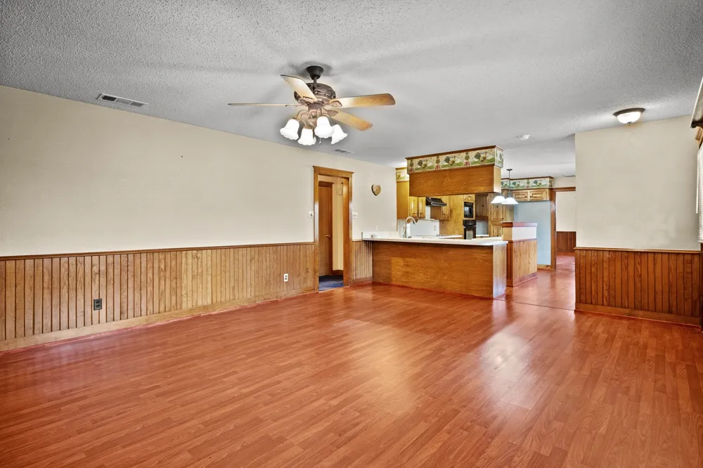 8659 Farm Road 115 Scroggins, TX 75480