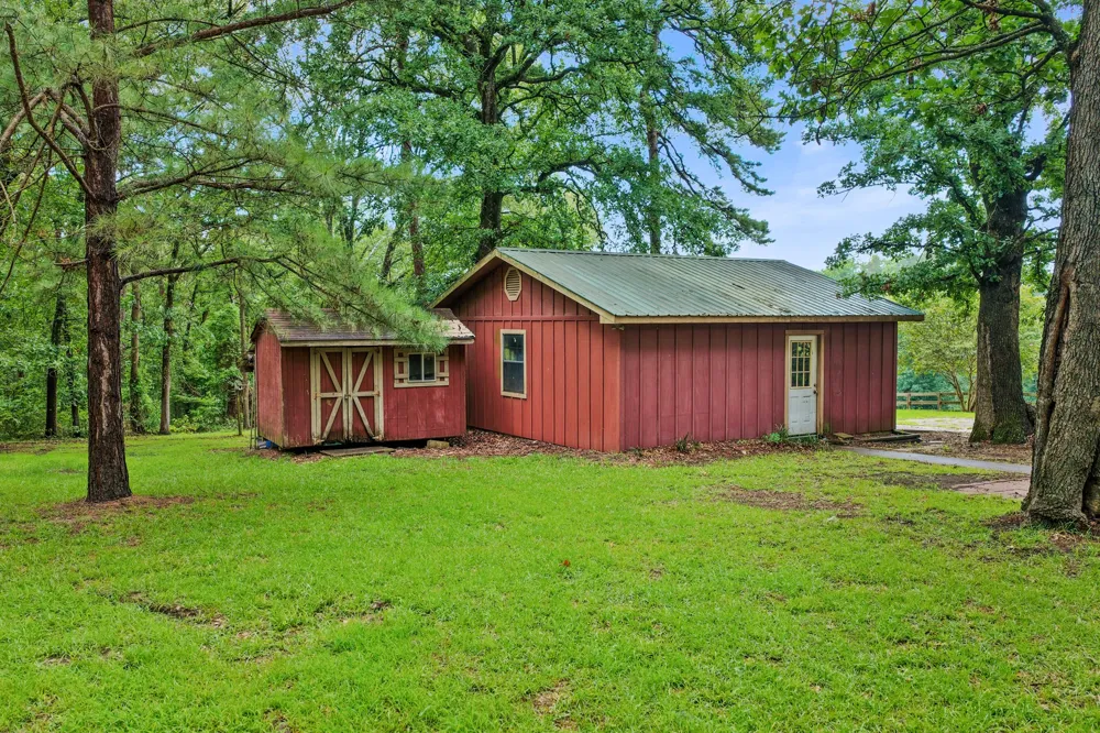 8659 Farm Road 115 Scroggins, TX 75480