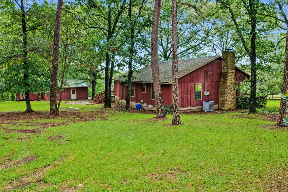 8659 Farm Road 115 Scroggins, TX 75480