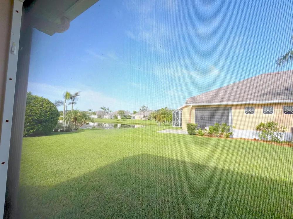434 Tangerine Square SW Vero Beach, FL 32968
