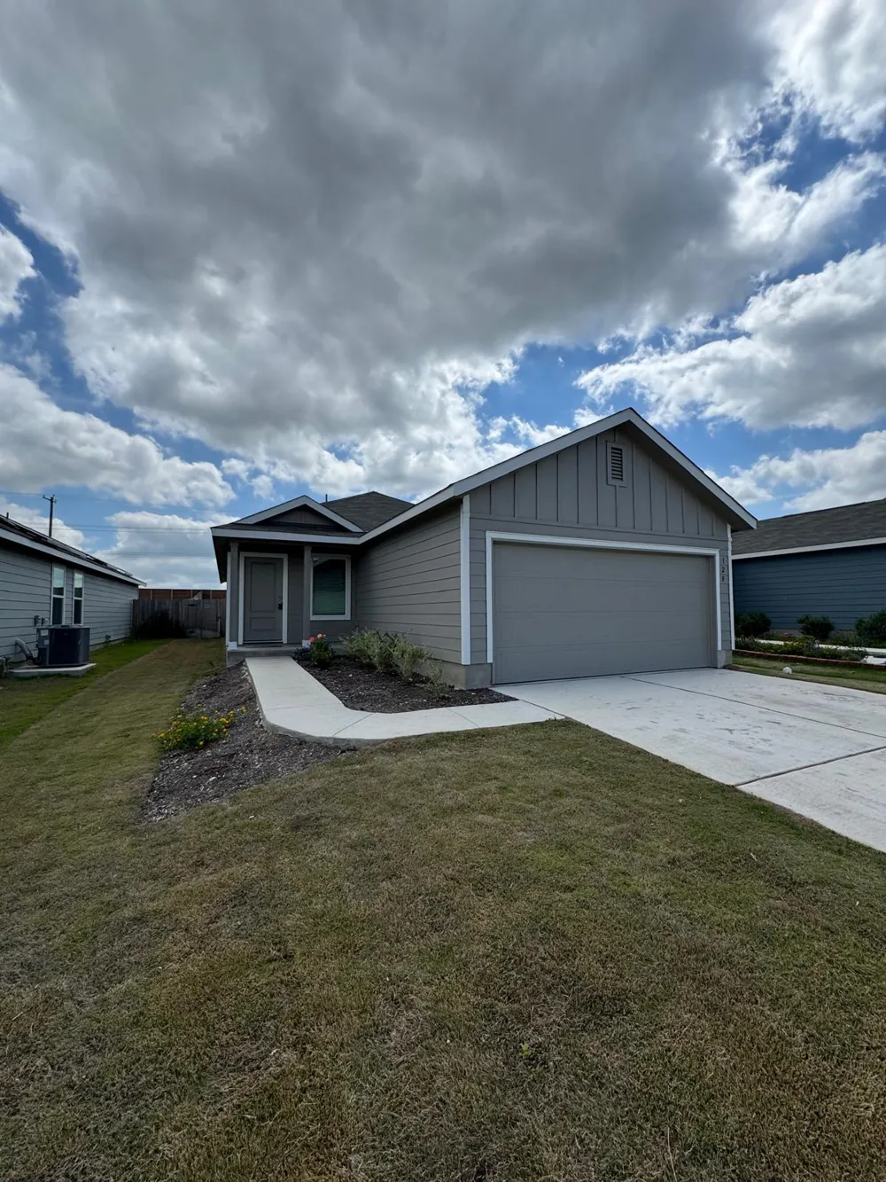 128 Burt Rainey Lane Jarrell, TX 76537