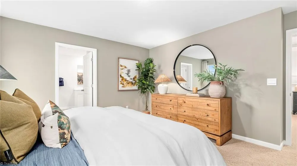 633 Beechwood Circle Thomasville, NC 27360