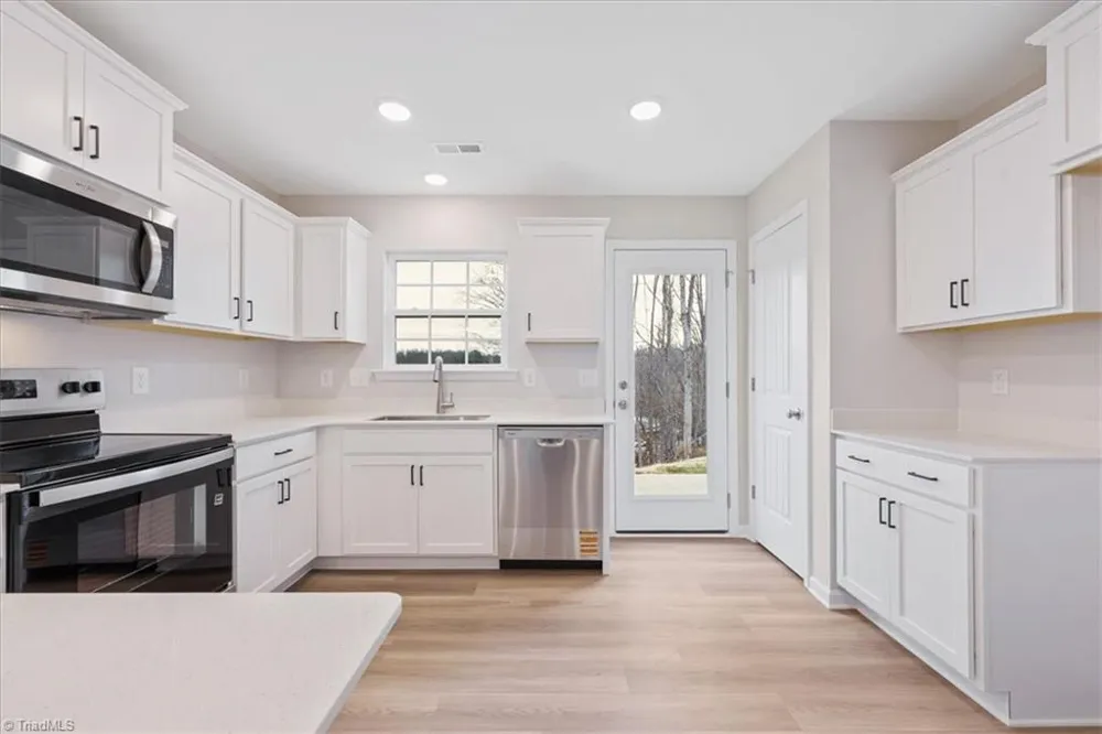 148 Tallwood Drive Elkin, NC 28621