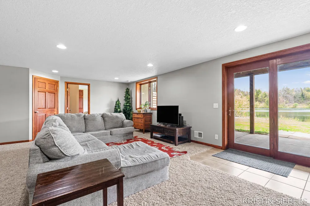 9760 Jade Drive Allendale Charter Township, MI 49401