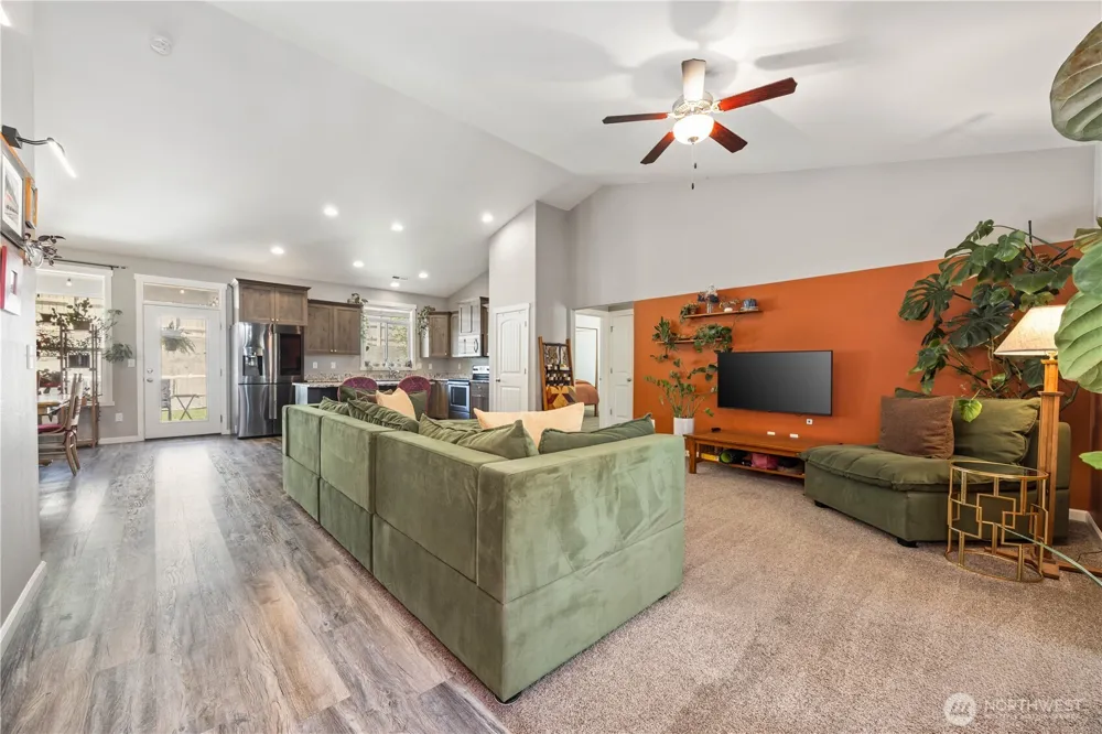 491 Spring View Place Chelan, WA 98816