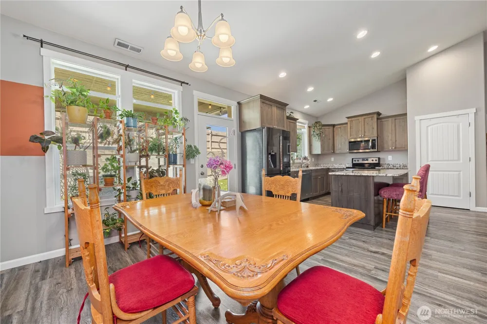 491 Spring View Place Chelan, WA 98816
