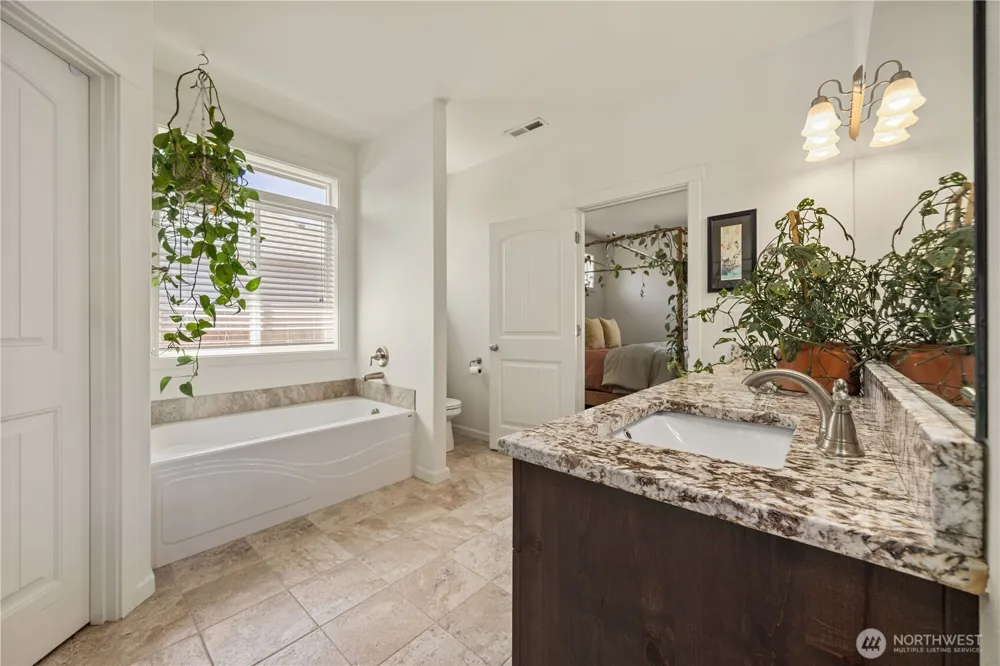 491 Spring View Place Chelan, WA 98816