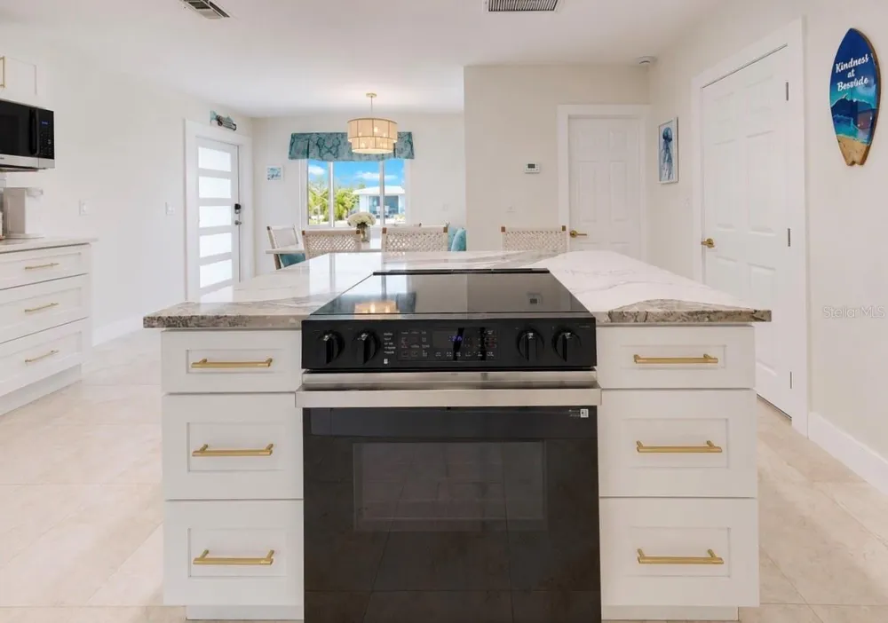 480 S BAYSHORE DRIVE Madeira Beach, FL 33708