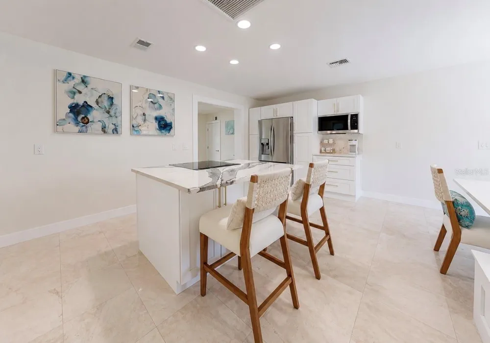 480 S BAYSHORE DRIVE Madeira Beach, FL 33708