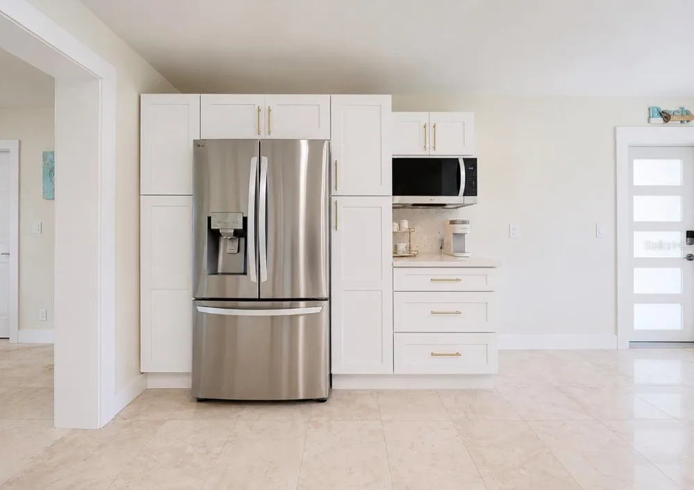 480 S BAYSHORE DRIVE Madeira Beach, FL 33708