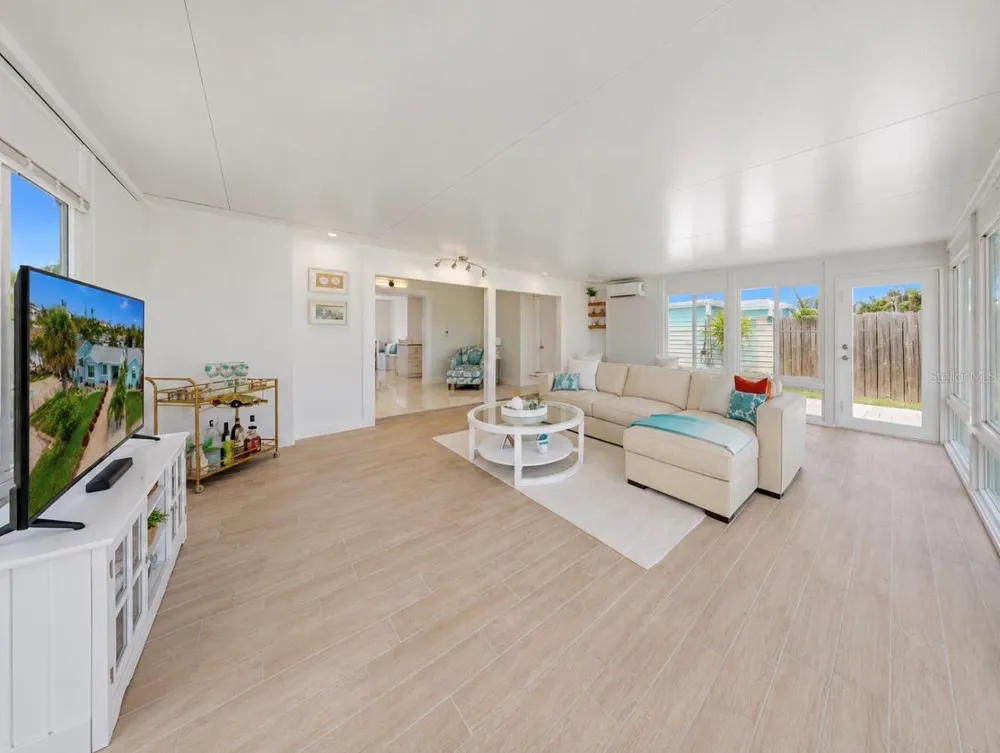 480 S BAYSHORE DRIVE Madeira Beach, FL 33708