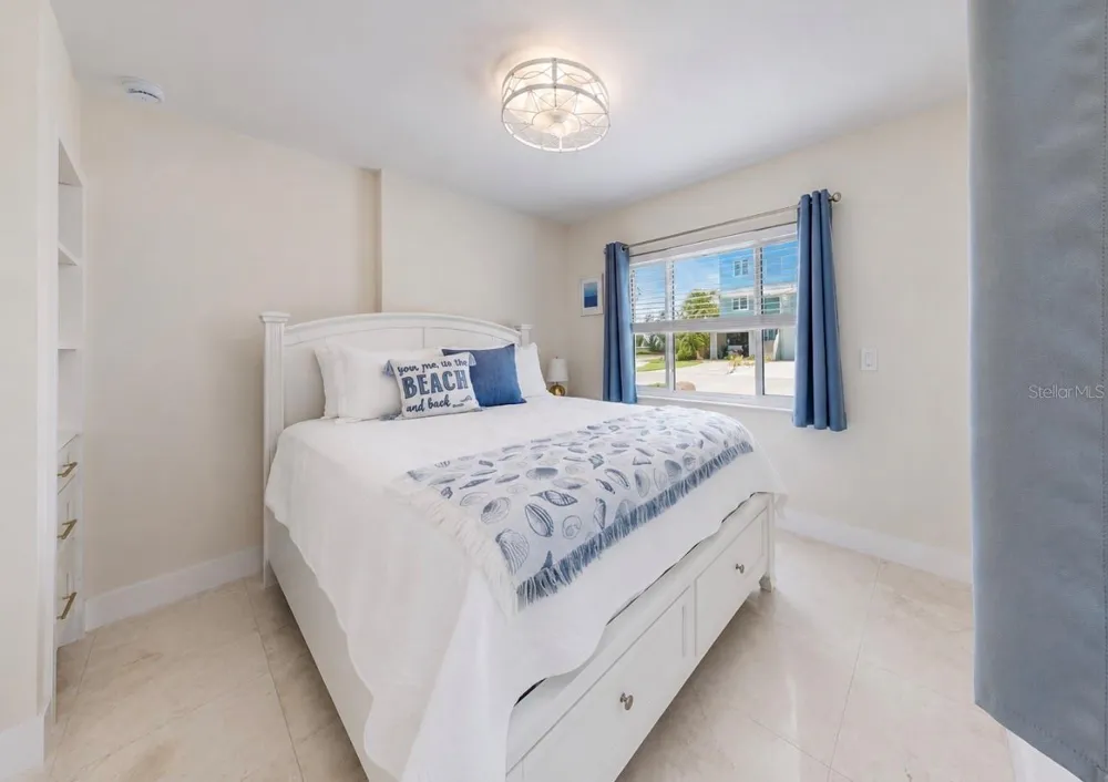 480 S BAYSHORE DRIVE Madeira Beach, FL 33708