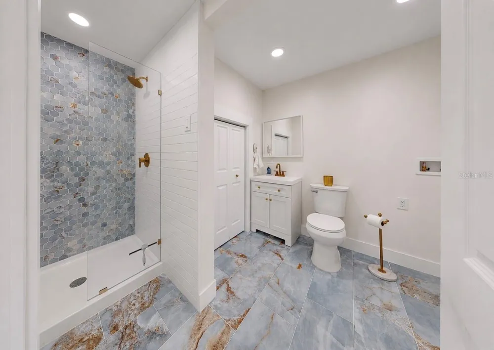 480 S BAYSHORE DRIVE Madeira Beach, FL 33708