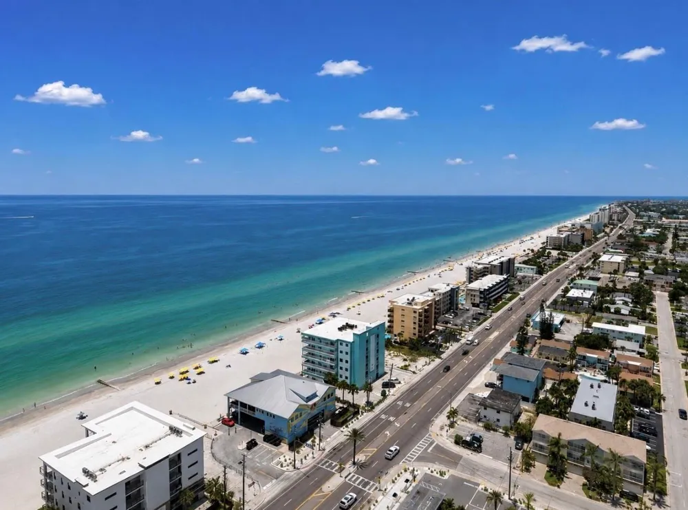 480 S BAYSHORE DRIVE Madeira Beach, FL 33708