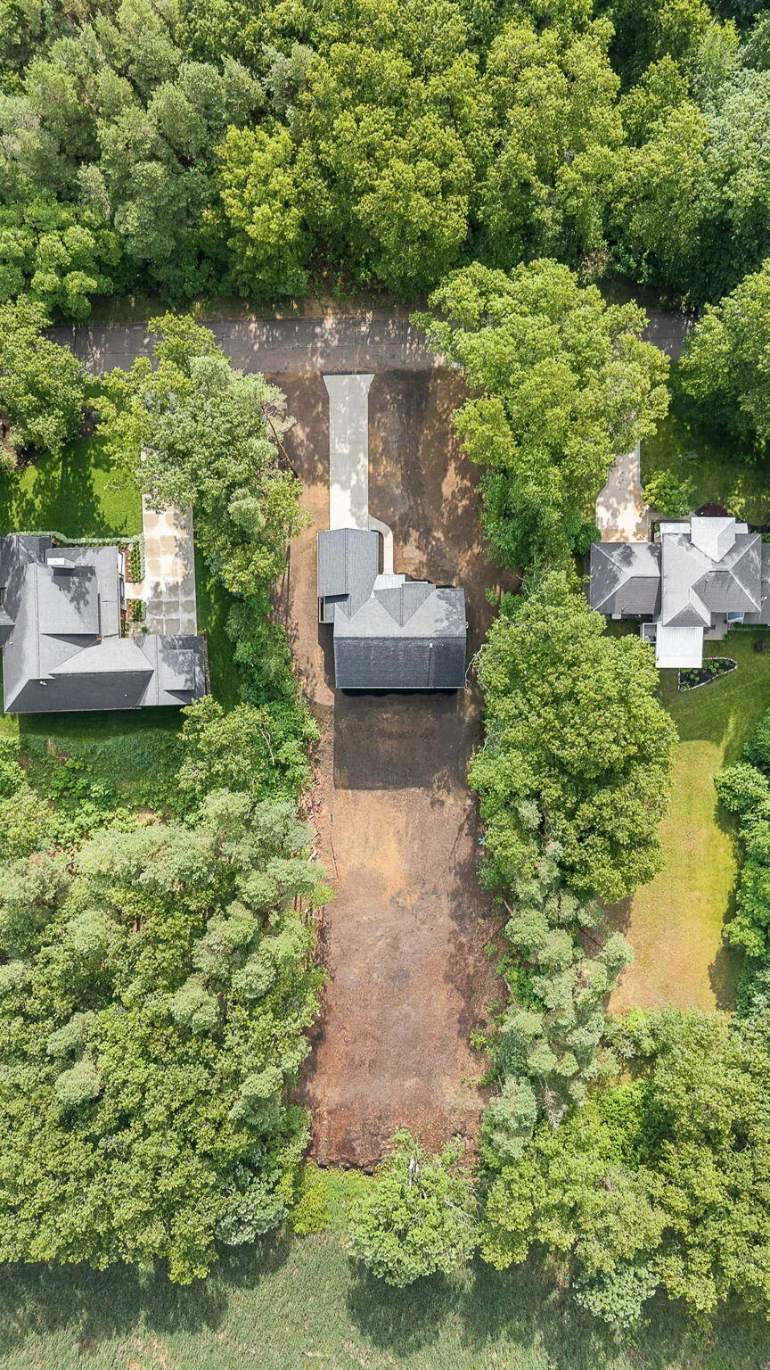 3126 Red Oak Drive Saugatuck, MI 49453