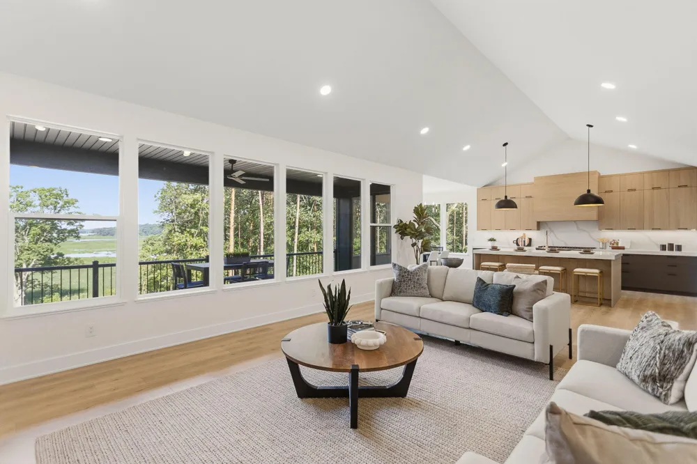 3126 Red Oak Drive Saugatuck, MI 49453