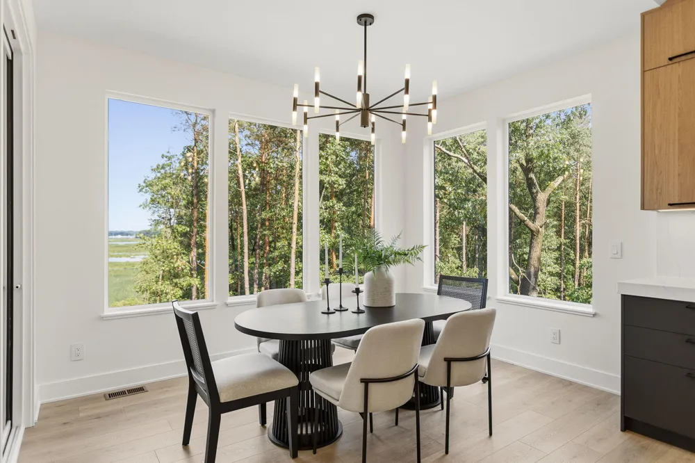 3126 Red Oak Drive Saugatuck, MI 49453
