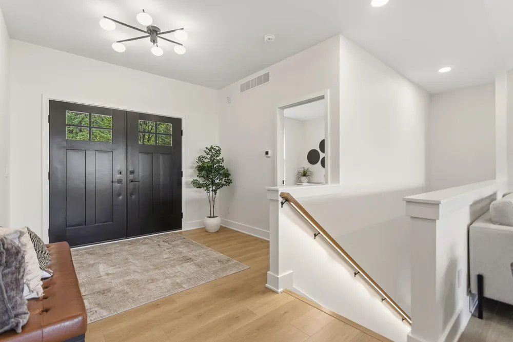 3126 Red Oak Drive Saugatuck, MI 49453