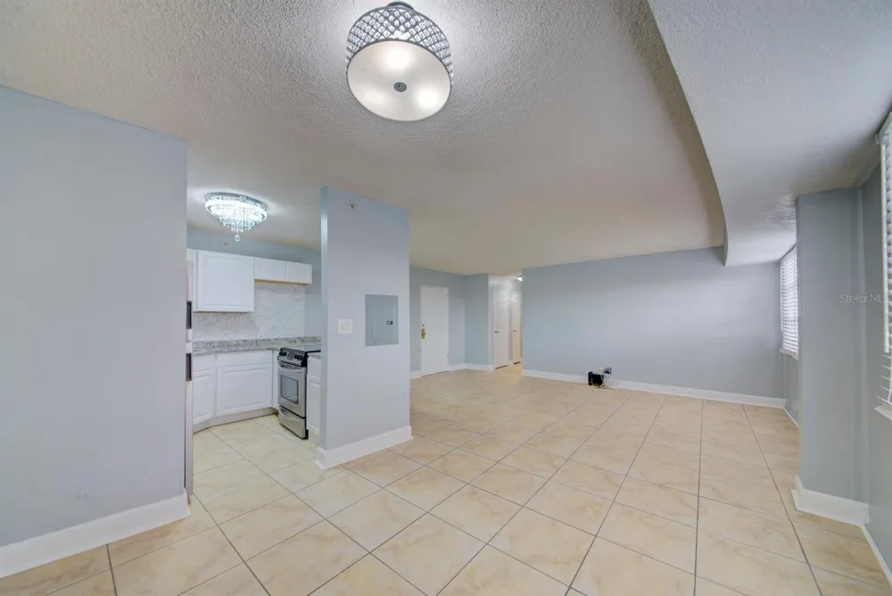 3315 58TH AVENUE S #306 St Petersburg, FL 33712