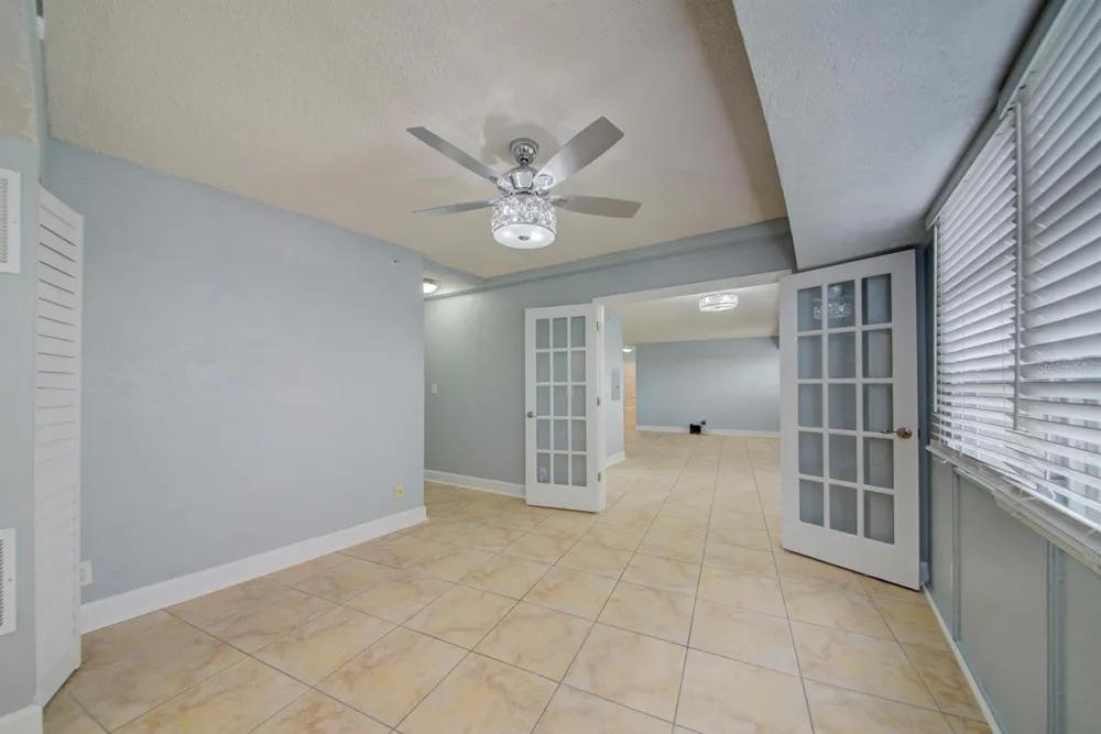 3315 58TH AVENUE S #306 St Petersburg, FL 33712