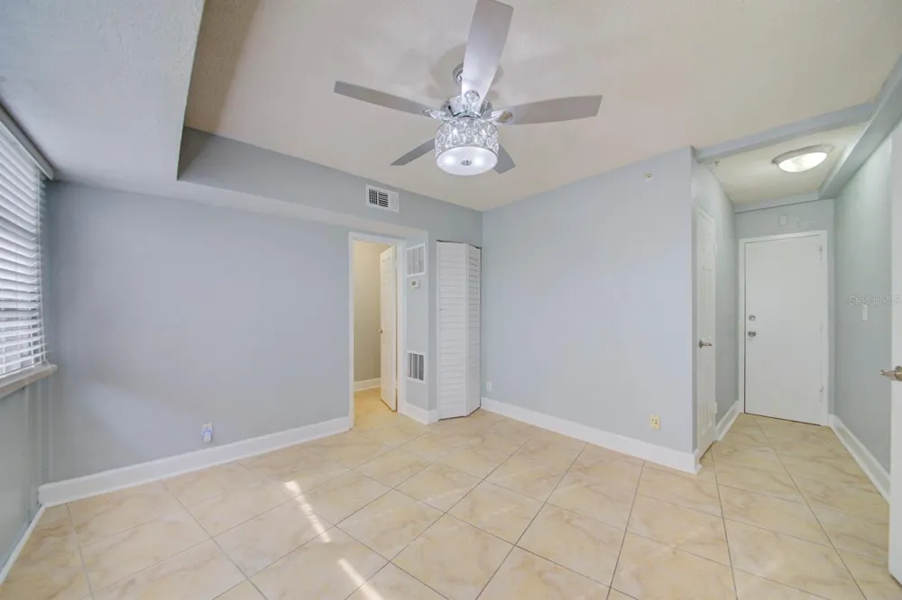 3315 58TH AVENUE S #306 St Petersburg, FL 33712