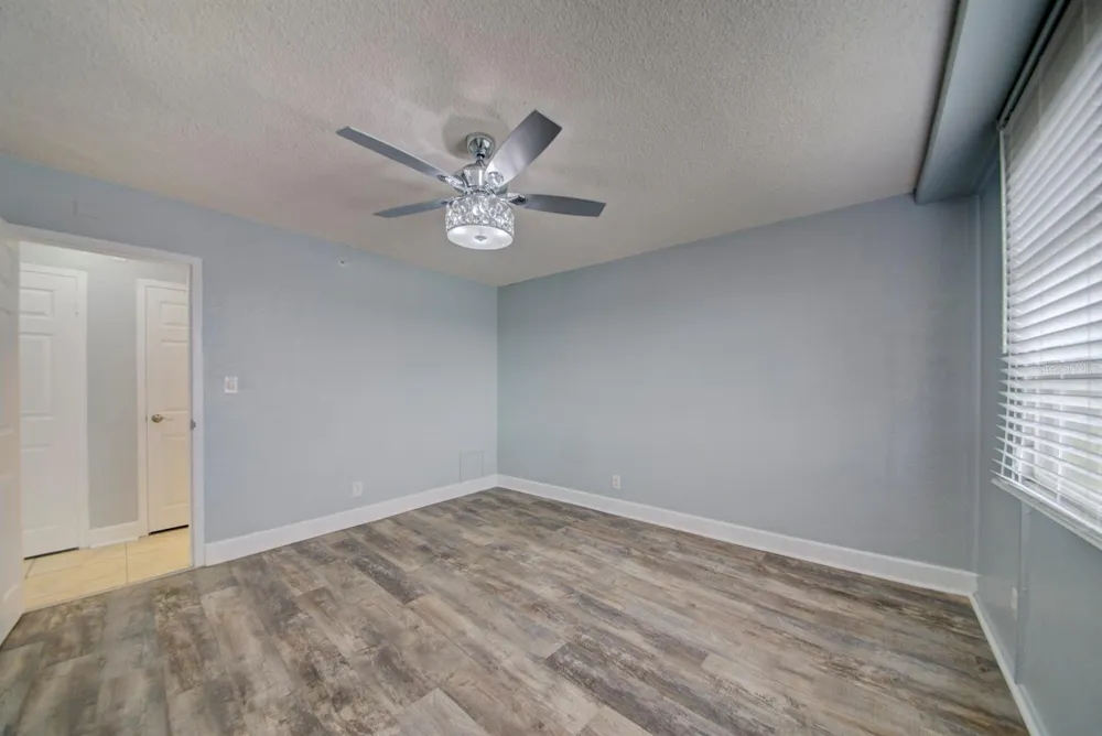 3315 58TH AVENUE S #306 St Petersburg, FL 33712