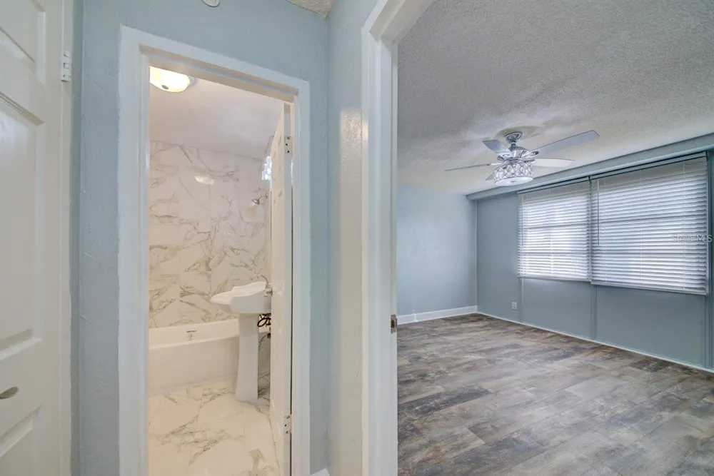 3315 58TH AVENUE S #306 St Petersburg, FL 33712