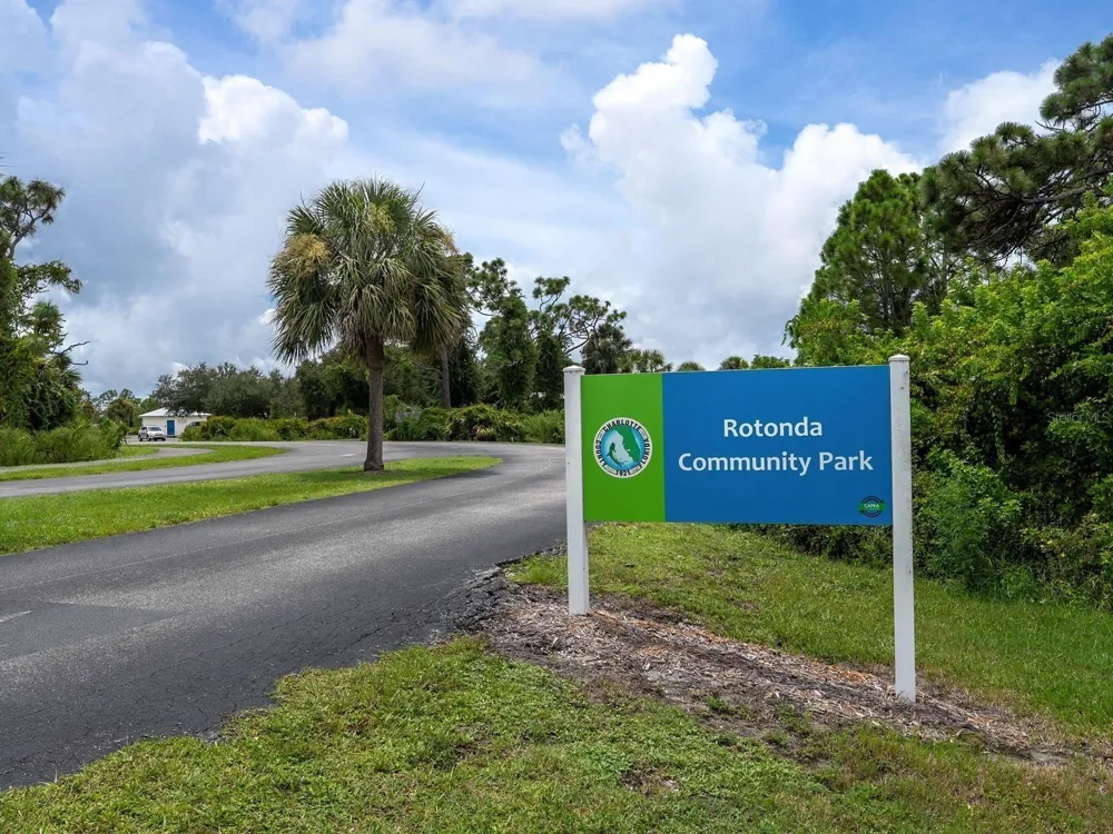 104 ARROW LANE Rotonda West, FL 33947