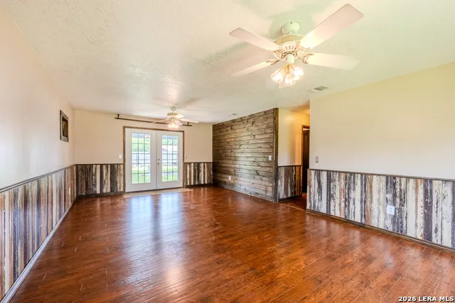 429 MOONWIND DR Uvalde, TX 78801