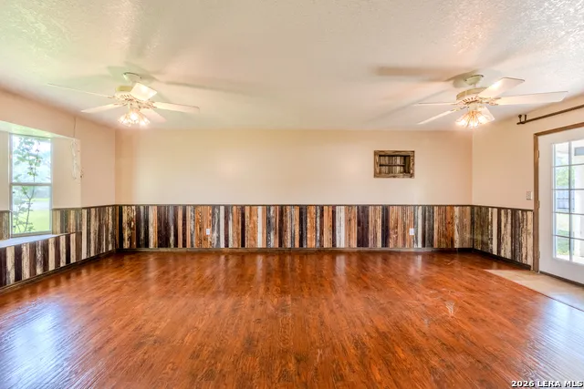 429 MOONWIND DR Uvalde, TX 78801