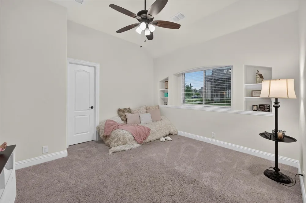 11601 Norcross Drive Cross Roads, TX 76227