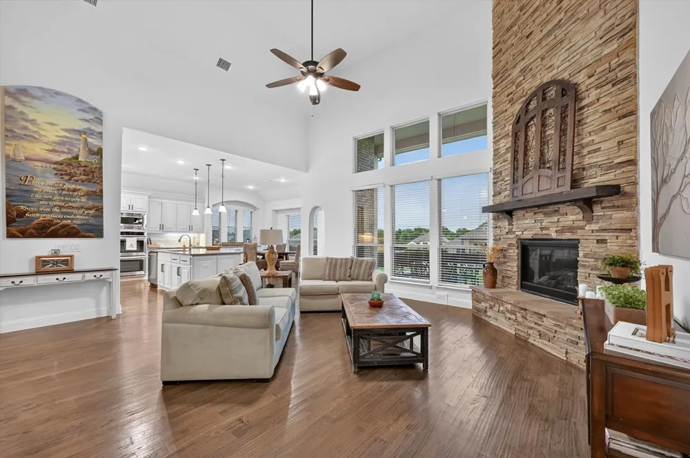 11601 Norcross Drive Cross Roads, TX 76227