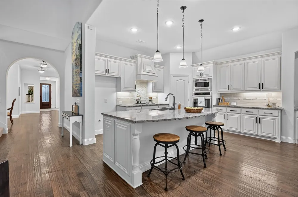 11601 Norcross Drive Cross Roads, TX 76227
