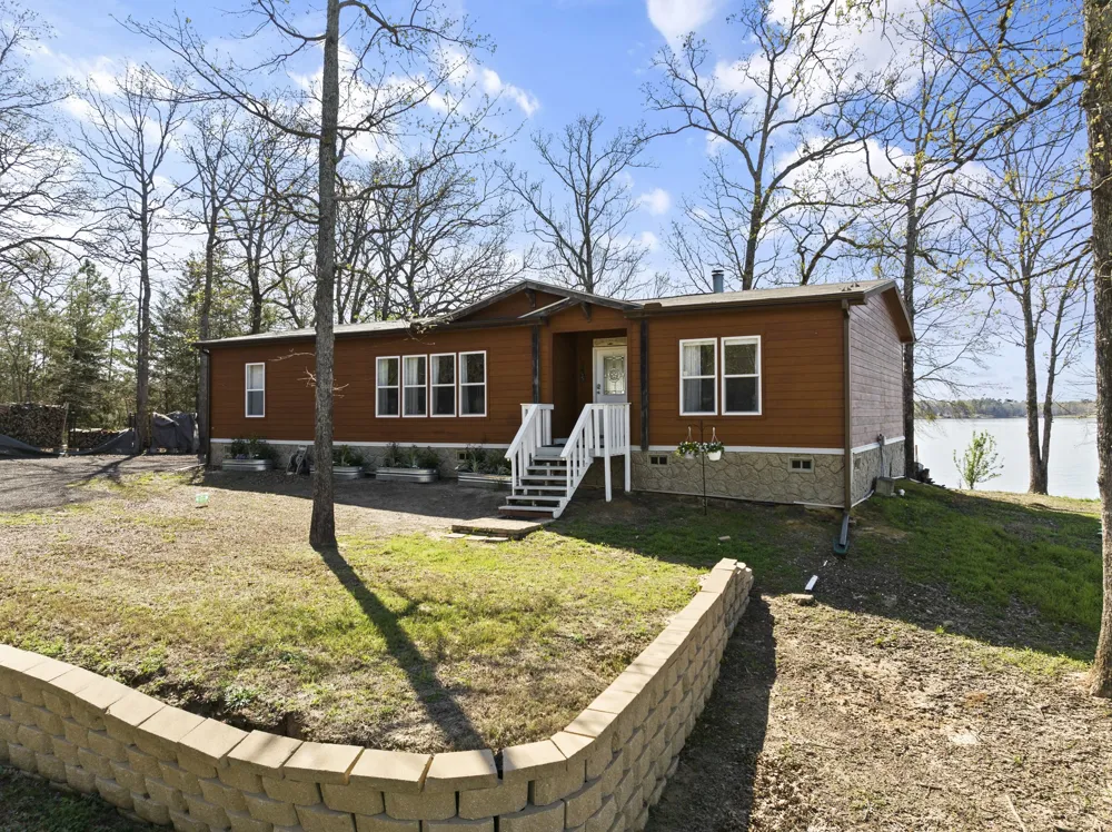 772 County Road 2417 Leesburg, TX 75451