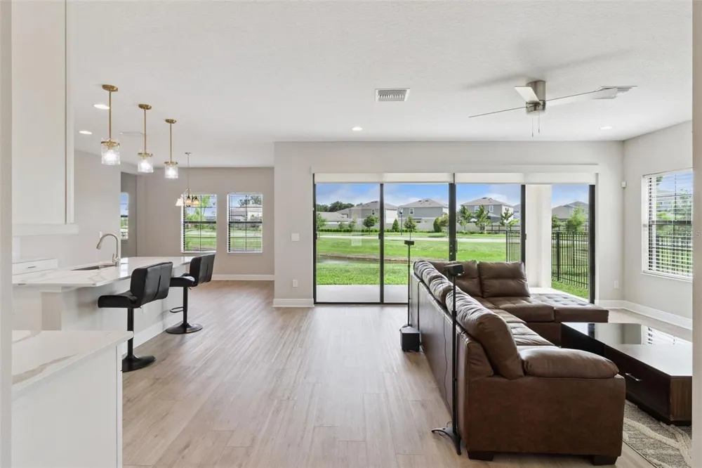 14825 PADDOCK POND AVENUE Lithia, FL 33547
