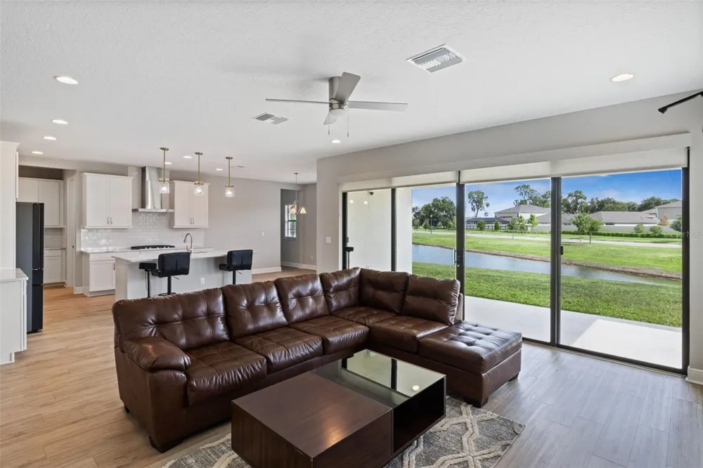14825 PADDOCK POND AVENUE Lithia, FL 33547