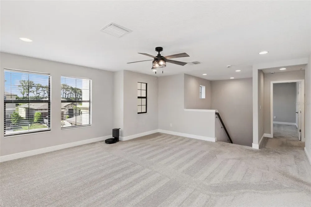 14825 PADDOCK POND AVENUE Lithia, FL 33547