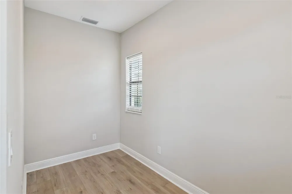 14825 PADDOCK POND AVENUE Lithia, FL 33547