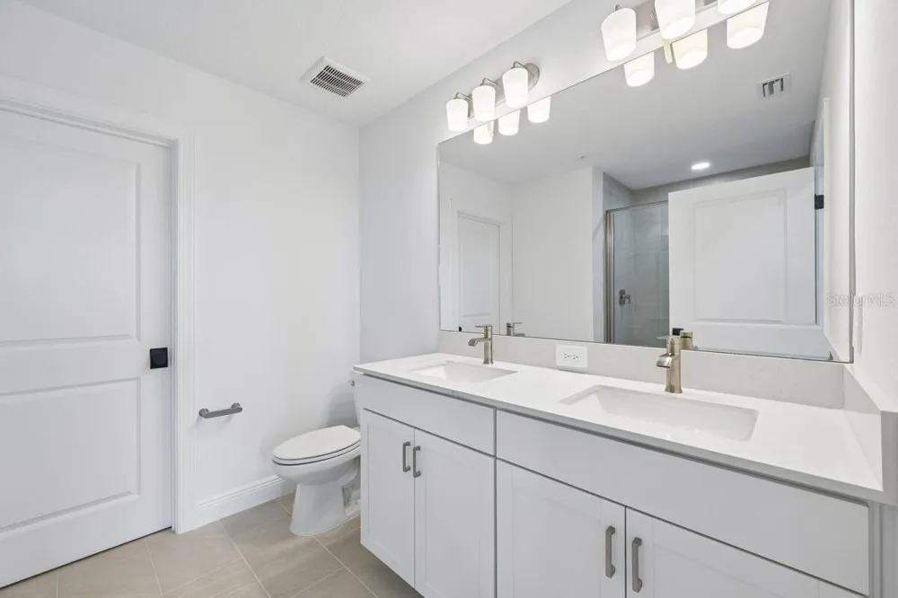 17712 BROADLEAF LOOP Venice, FL 34293
