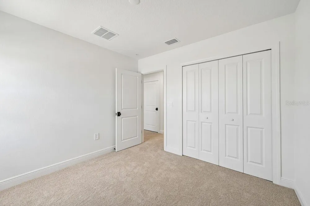 17712 BROADLEAF LOOP Venice, FL 34293