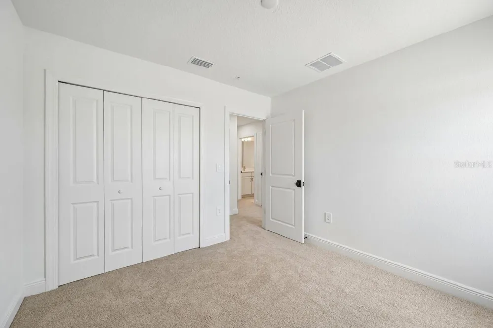 17712 BROADLEAF LOOP Venice, FL 34293