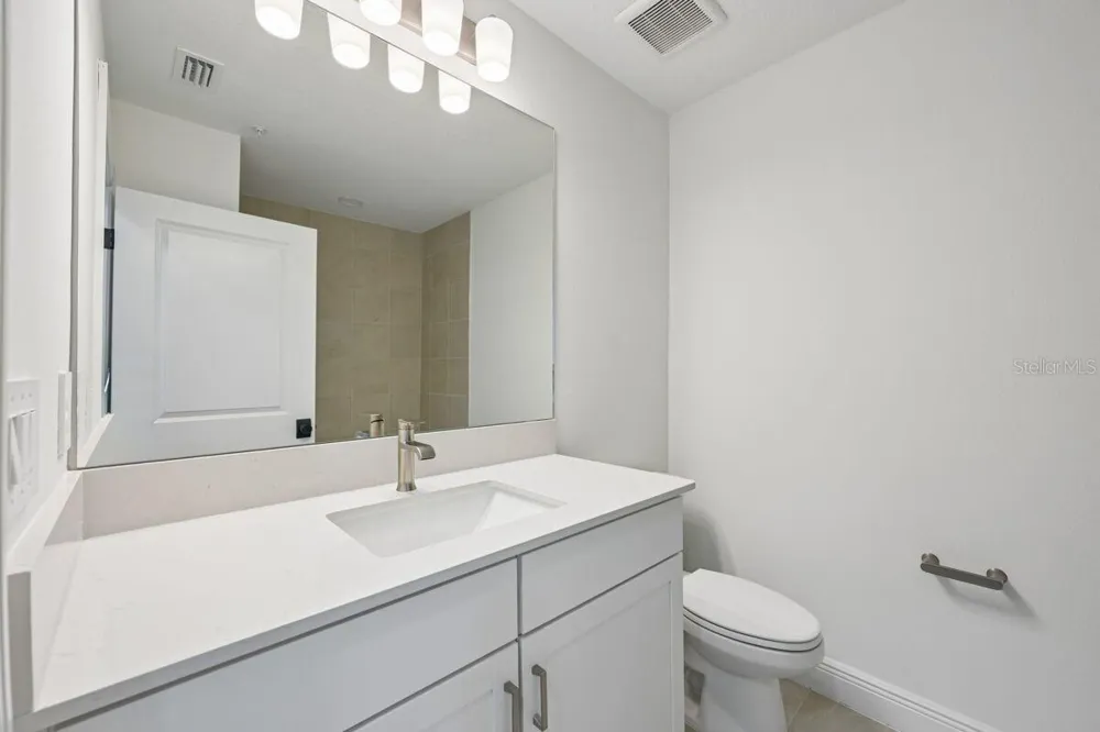 17712 BROADLEAF LOOP Venice, FL 34293
