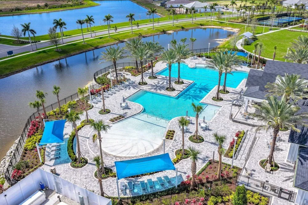 17712 BROADLEAF LOOP Venice, FL 34293