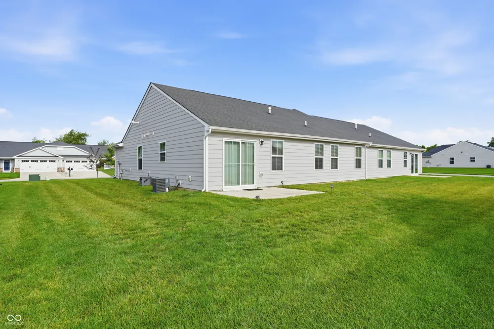 121 Wild Turkey Run Whiteland, IN 46184
